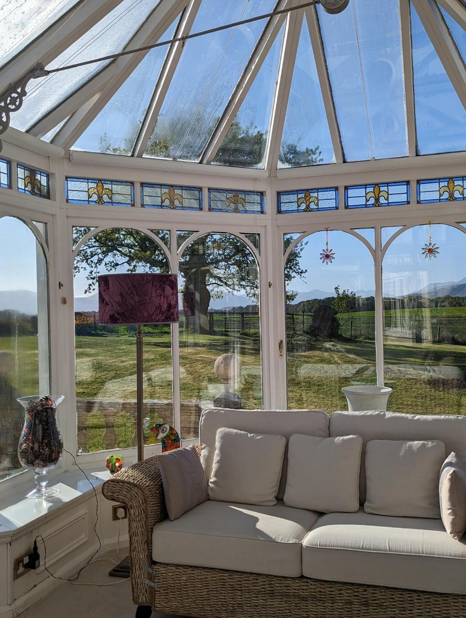 Finn Village - Loch Lomond Villa B&B - Black Room With Jacuzzi-Style Bath Glasgow Exterior foto